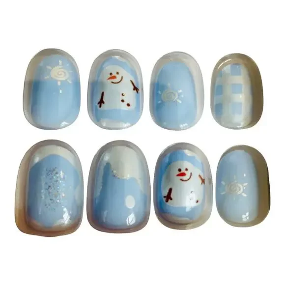Kiss Voguish Fantasy Press on Holiday Nails Light Blue Snowman - Picture 2 of 5